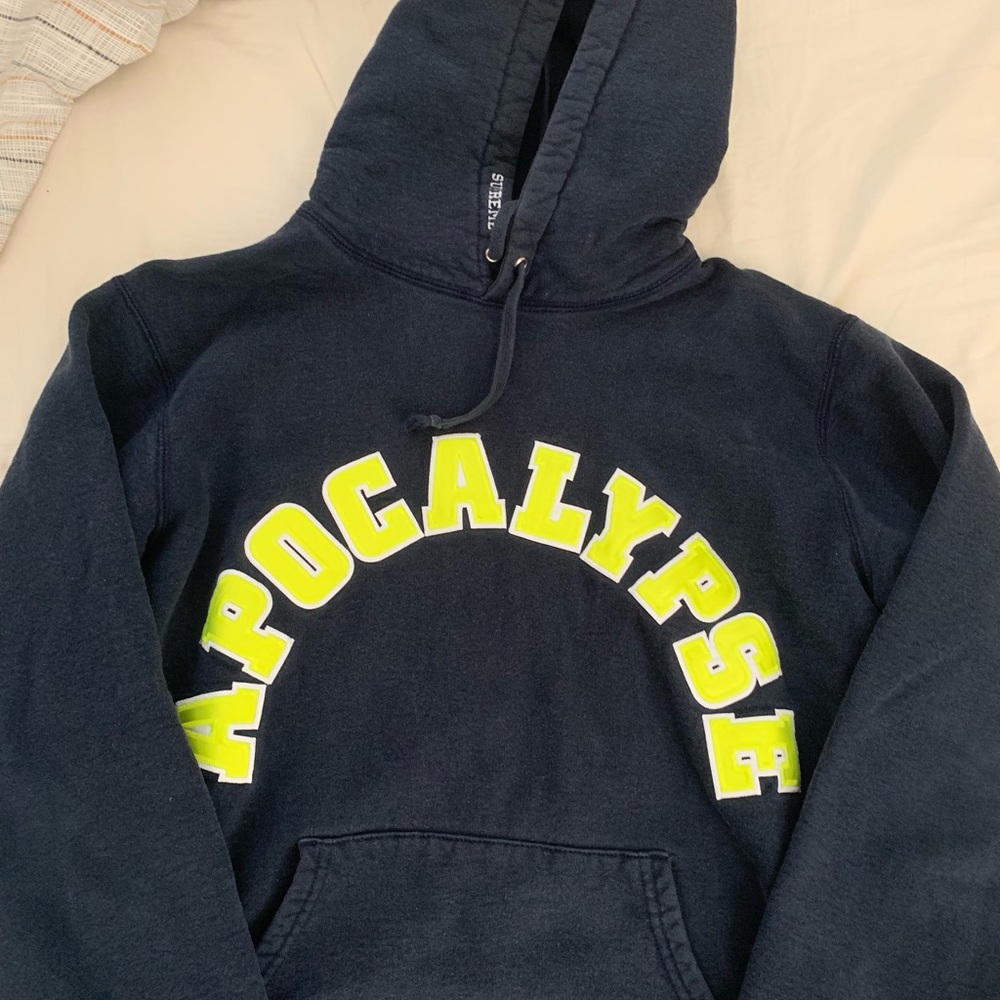 Supreme hoodie